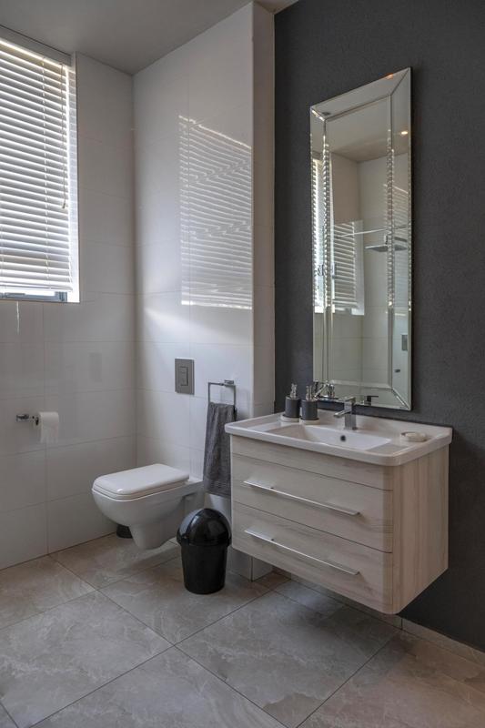3 Bedroom Property for Sale in Klein Zevenwacht Western Cape